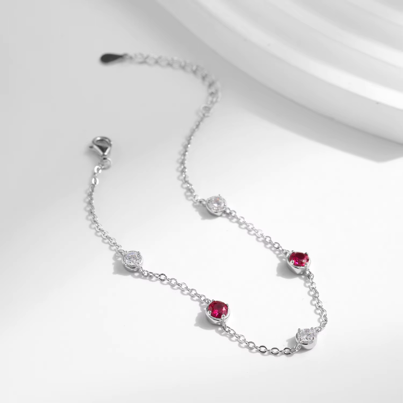 צמיד כסף 925 משובץ אבני זירקונים אדומים